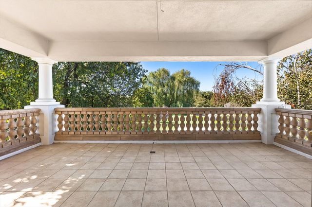 400 Marmore Rd, Chico, CA 95928