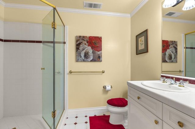 400 Marmore Rd, Chico, CA 95928