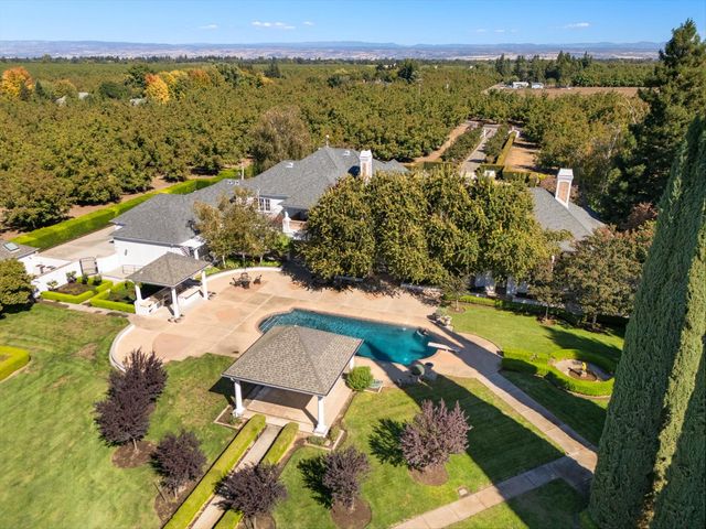 400 Marmore Rd, Chico, CA 95928