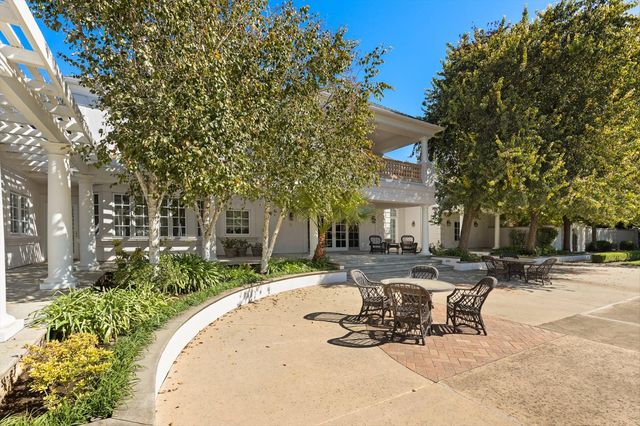 400 Marmore Rd, Chico, CA 95928