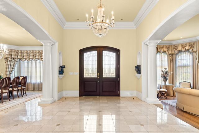 400 Marmore Rd, Chico, CA 95928