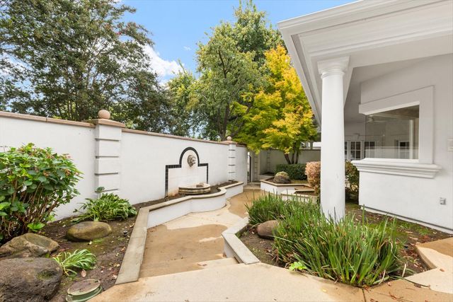 400 Marmore Rd, Chico, CA 95928