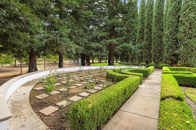 400 Marmore Rd, Chico, CA 95928