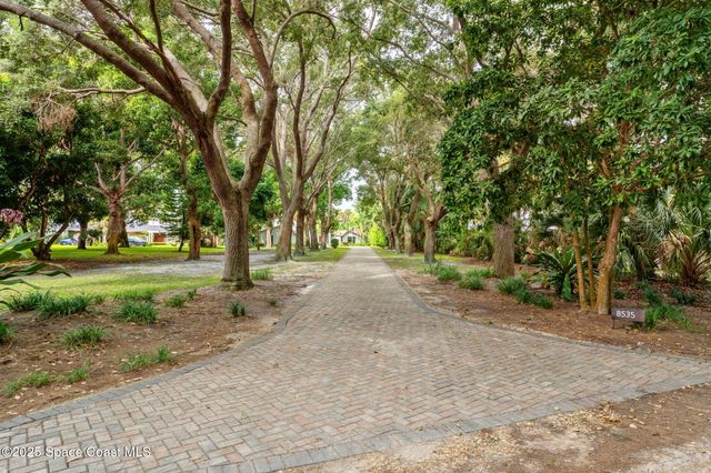 8535 S Tropical Trail, Merritt Island, FL 32952