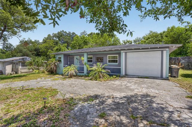 129 COLOMBA ROAD, Debary, FL 32713