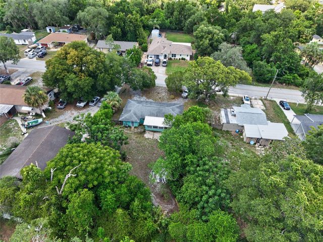 129 COLOMBA ROAD, Debary, FL 32713