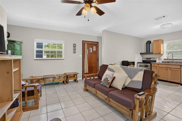 129 COLOMBA ROAD, Debary, FL 32713