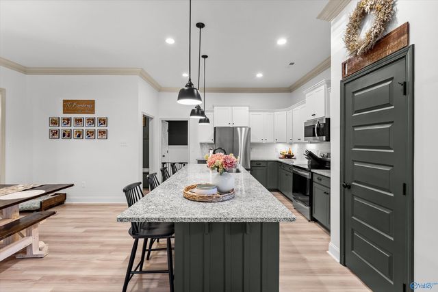 15706 Mizewell Lane, Harvest, AL 35749