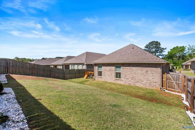 15706 Mizewell Lane, Harvest, AL 35749