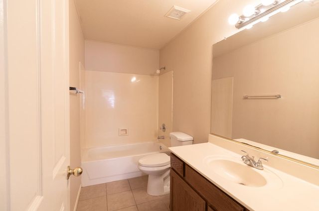 6919 E Lobo Avenue, Mesa, AZ 85209