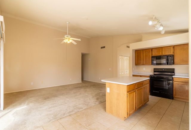 6919 E Lobo Avenue, Mesa, AZ 85209