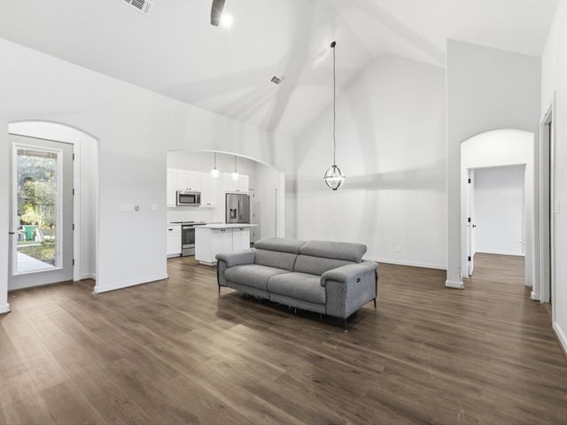 196 Bridwell Lane, Runaway Bay, TX 76426