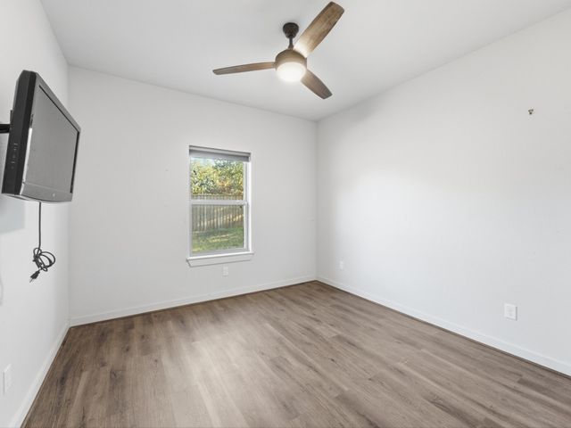 196 Bridwell Lane, Runaway Bay, TX 76426