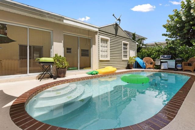 216 S Ocean Breeze #1 Dn, Lake Worth Beach, FL 33460