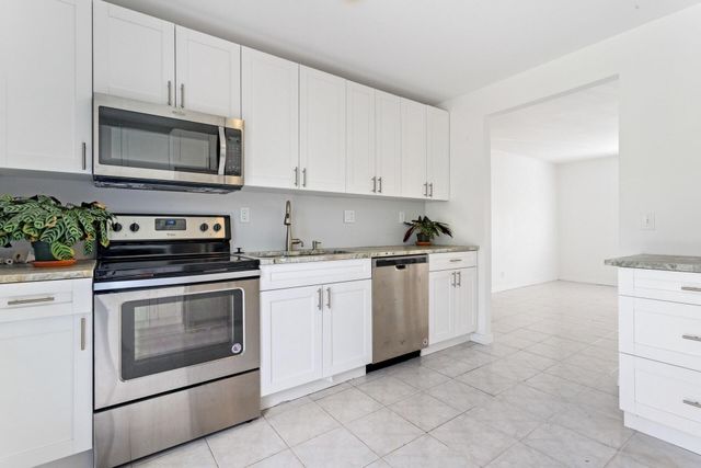 216 S Ocean Breeze #1 Dn, Lake Worth Beach, FL 33460