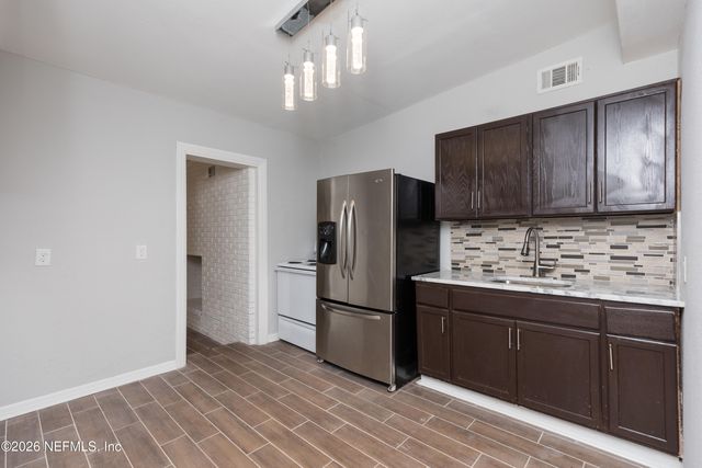 8617 3RD Avenue, Jacksonville, FL 32208
