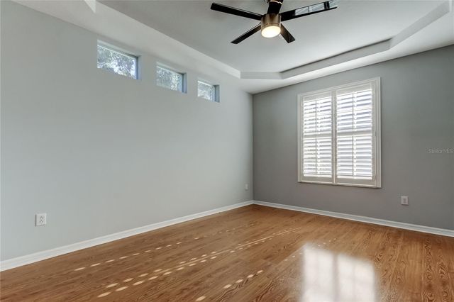 9002 SPRING GARDEN WAY, Tampa, FL 33626