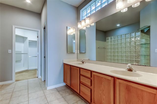 9002 SPRING GARDEN WAY, Tampa, FL 33626