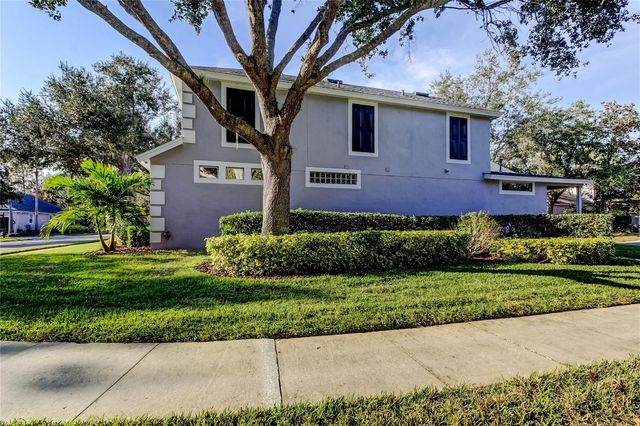 9002 SPRING GARDEN WAY, Tampa, FL 33626