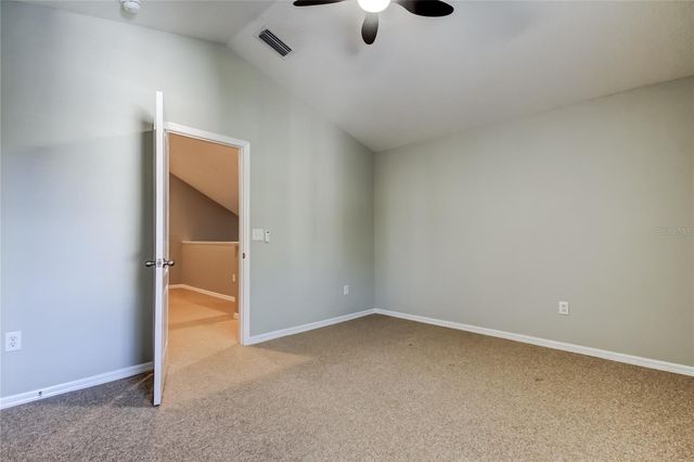 9002 SPRING GARDEN WAY, Tampa, FL 33626