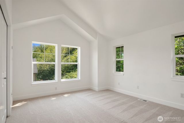 2755 SW Sylvan Heights Drive, Seattle, WA 98106
