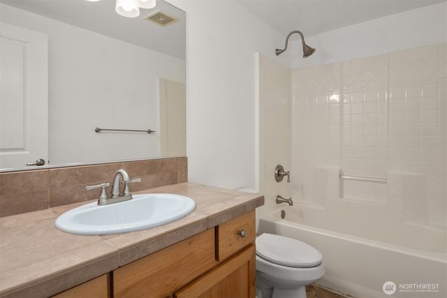 2755 SW Sylvan Heights Drive, Seattle, WA 98106