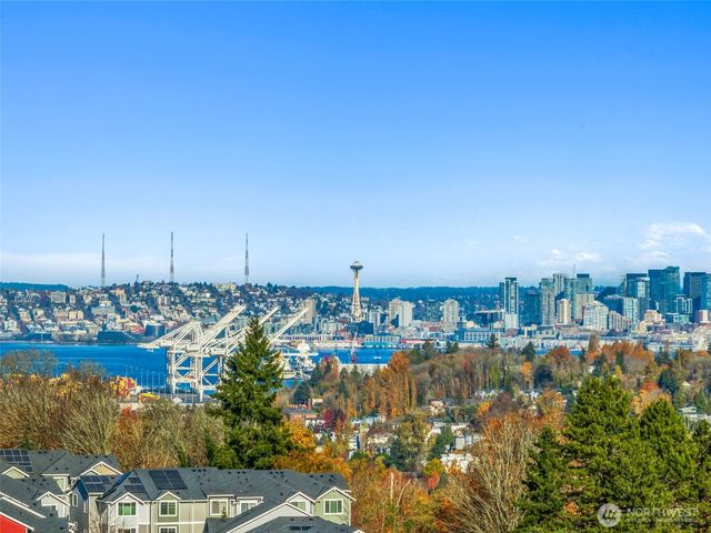 2755 SW Sylvan Heights Drive, Seattle, WA 98106