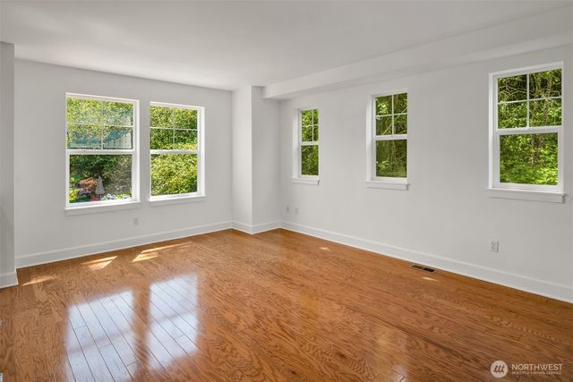 2755 SW Sylvan Heights Drive, Seattle, WA 98106