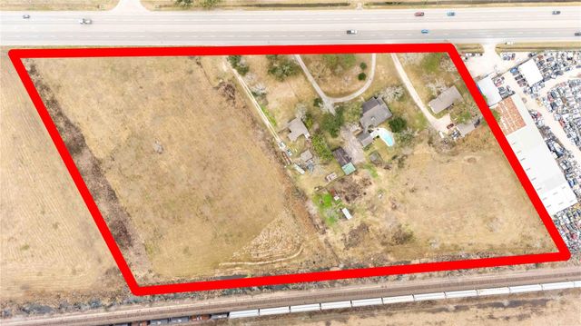 4140 E Highway 6, Alvin, TX 77511