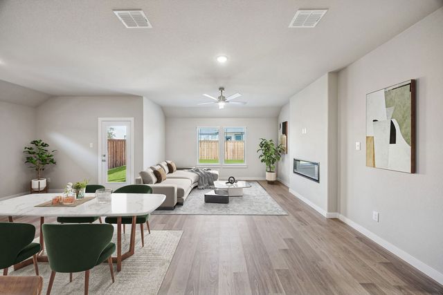 10609 Blakely Creek Road, Fort Worth, TX 76126