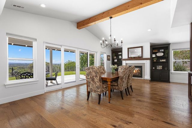 4001 Walnut Dr, Rescue, CA 95672