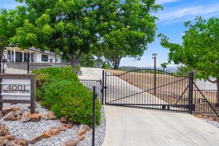 4001 Walnut Dr, Rescue, CA 95672