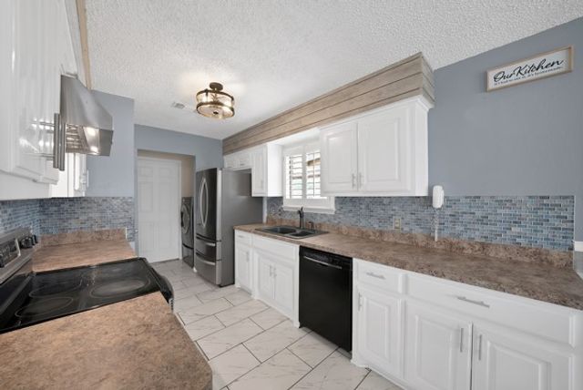 537 N Park Drive, Saginaw, TX 76179