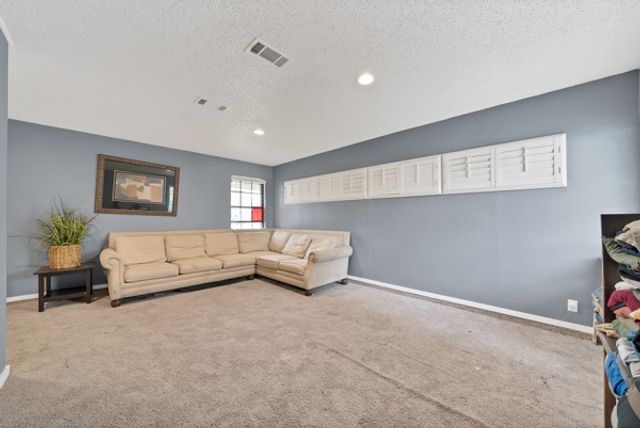 537 N Park Drive, Saginaw, TX 76179
