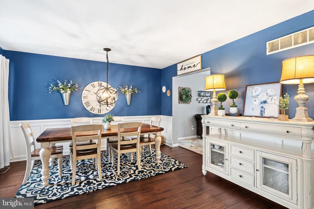 710 STAFFORD CT, CHALFONT, PA 18914 — photo 2