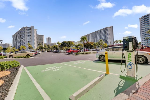 3200 NE 36th Street 220, Fort Lauderdale, FL 33308