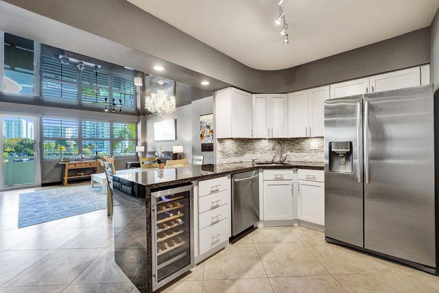 3200 NE 36th Street 220, Fort Lauderdale, FL 33308