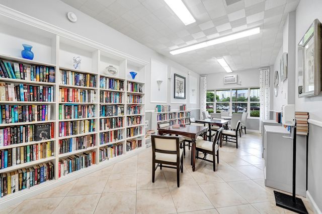 3200 NE 36th Street 220, Fort Lauderdale, FL 33308