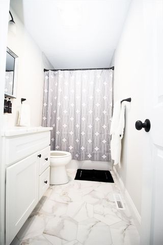 16 Peckham Ave 1, Brockton, MA 02302
