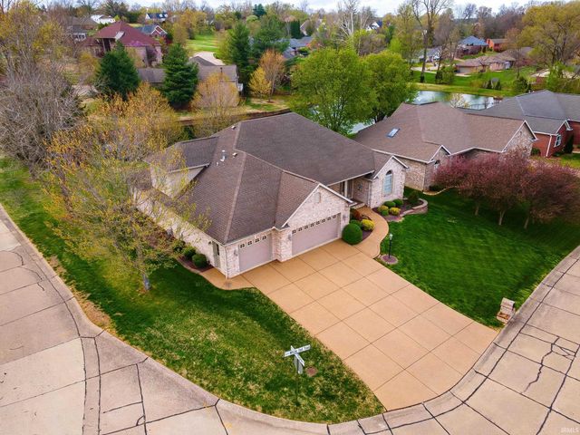 8200 Whitetail Trail, Evansville, IN 47711