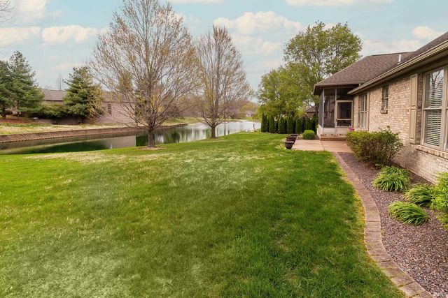 8200 Whitetail Trail, Evansville, IN 47711