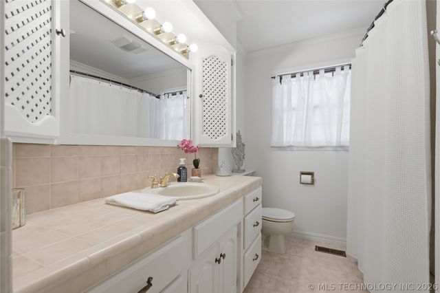 4226 E 52nd Place, Tulsa, OK 74135