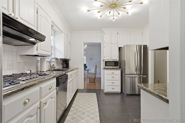 4226 E 52nd Place, Tulsa, OK 74135