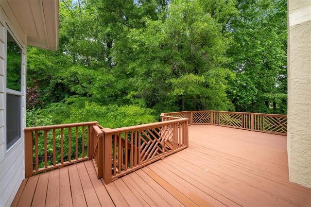 400 Ashdowne Way, Atlanta, GA 30350