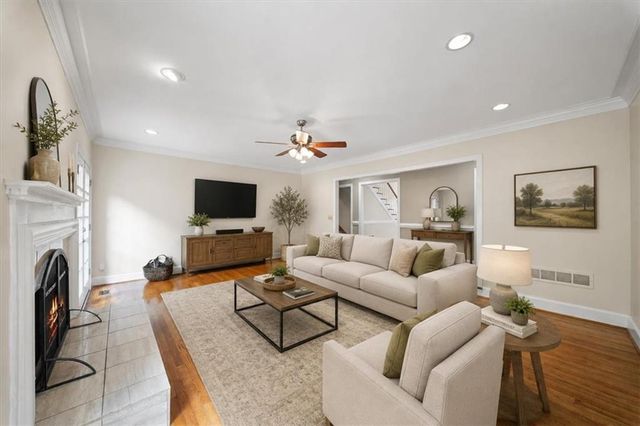 400 Ashdowne Way, Atlanta, GA 30350