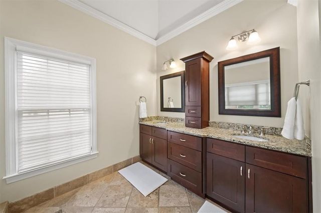400 Ashdowne Way, Atlanta, GA 30350