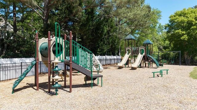 400 Ashdowne Way, Atlanta, GA 30350