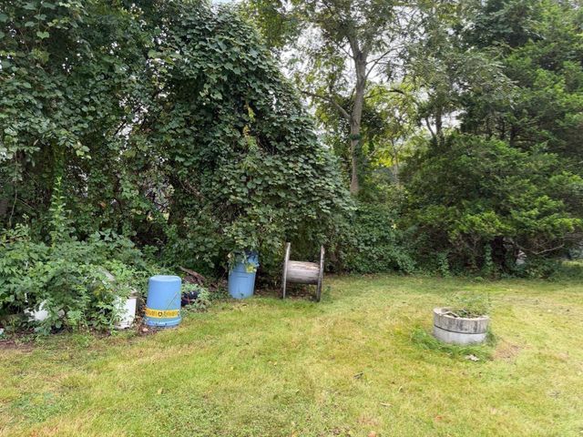 211 Alger St, Brockton, MA 02302