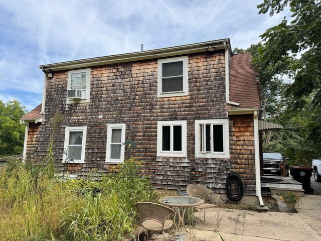 211 Alger St, Brockton, MA 02302