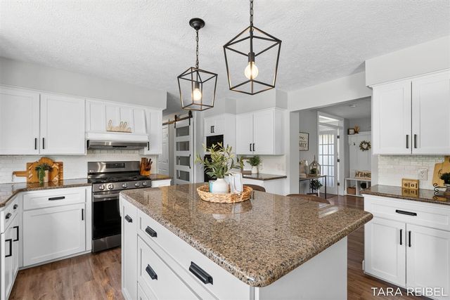 990 Riley Street, Hudsonville, MI 49426
